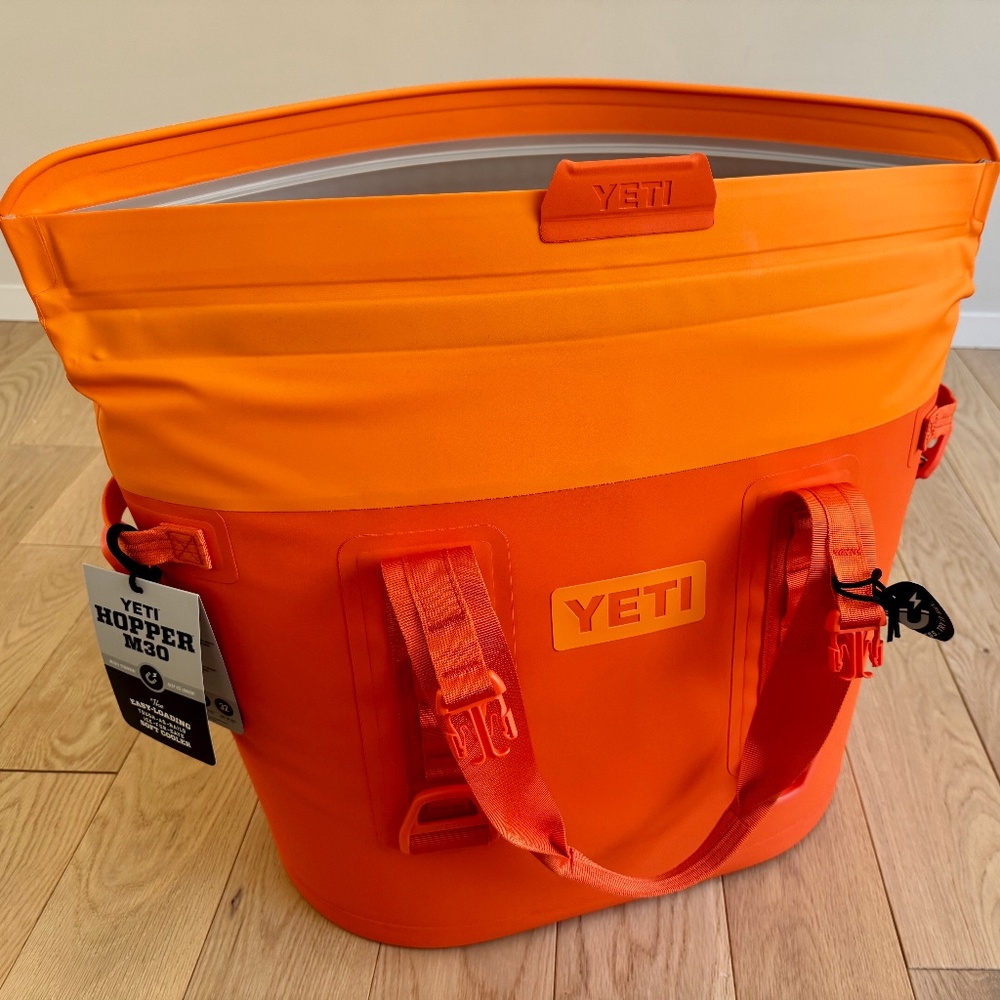 YETI Hopper M30 Tote Soft Cooler, King Crab Orange - NWT